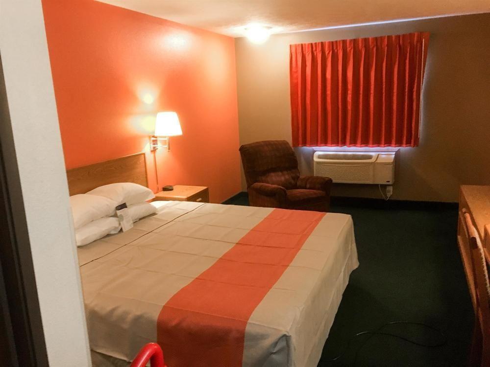 Motel 6-Percival, Ia Council Bluffs Exterior photo
