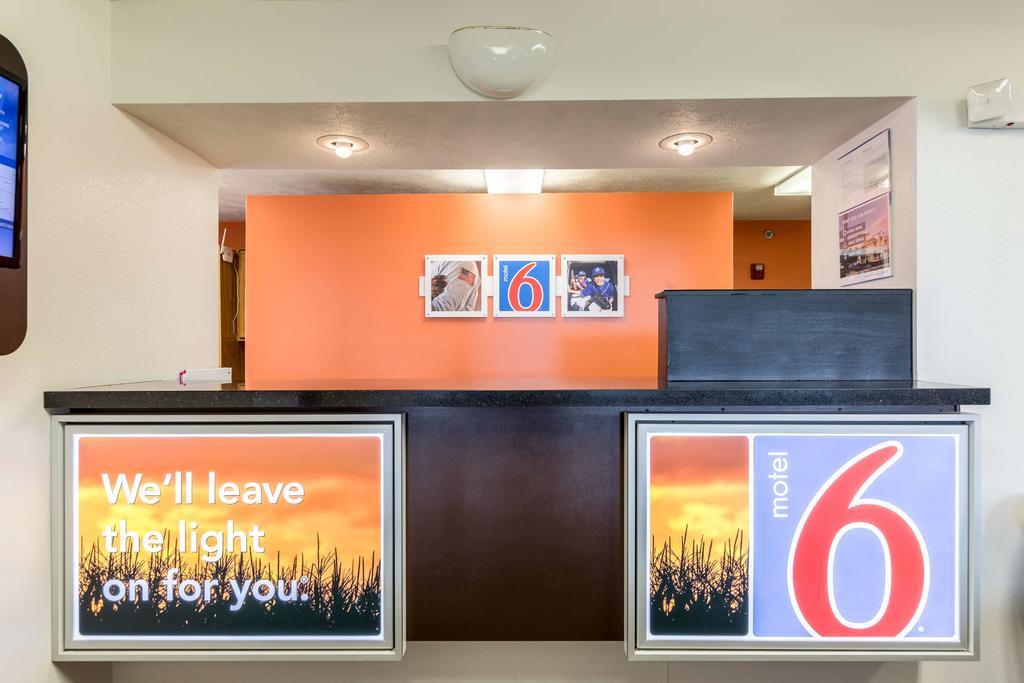 Motel 6-Percival, Ia Council Bluffs Exterior photo